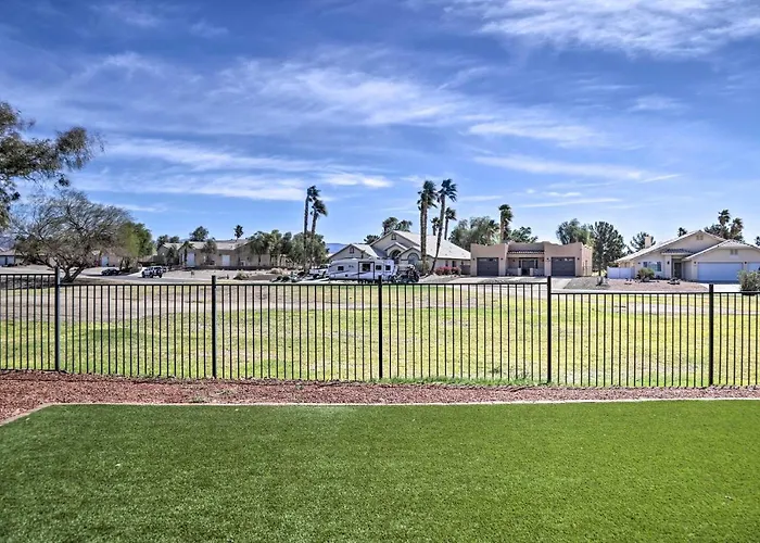 Bright W/ Yard, 4 Mi To Colorado River! Fort Mohave