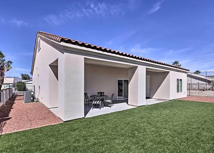 Bright W/ Yard, 4 Mi To Colorado River! Fort Mohave